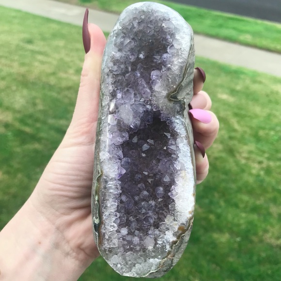 Gorgeous Amethyst Cathedral 💟 - Picture 2 of 6